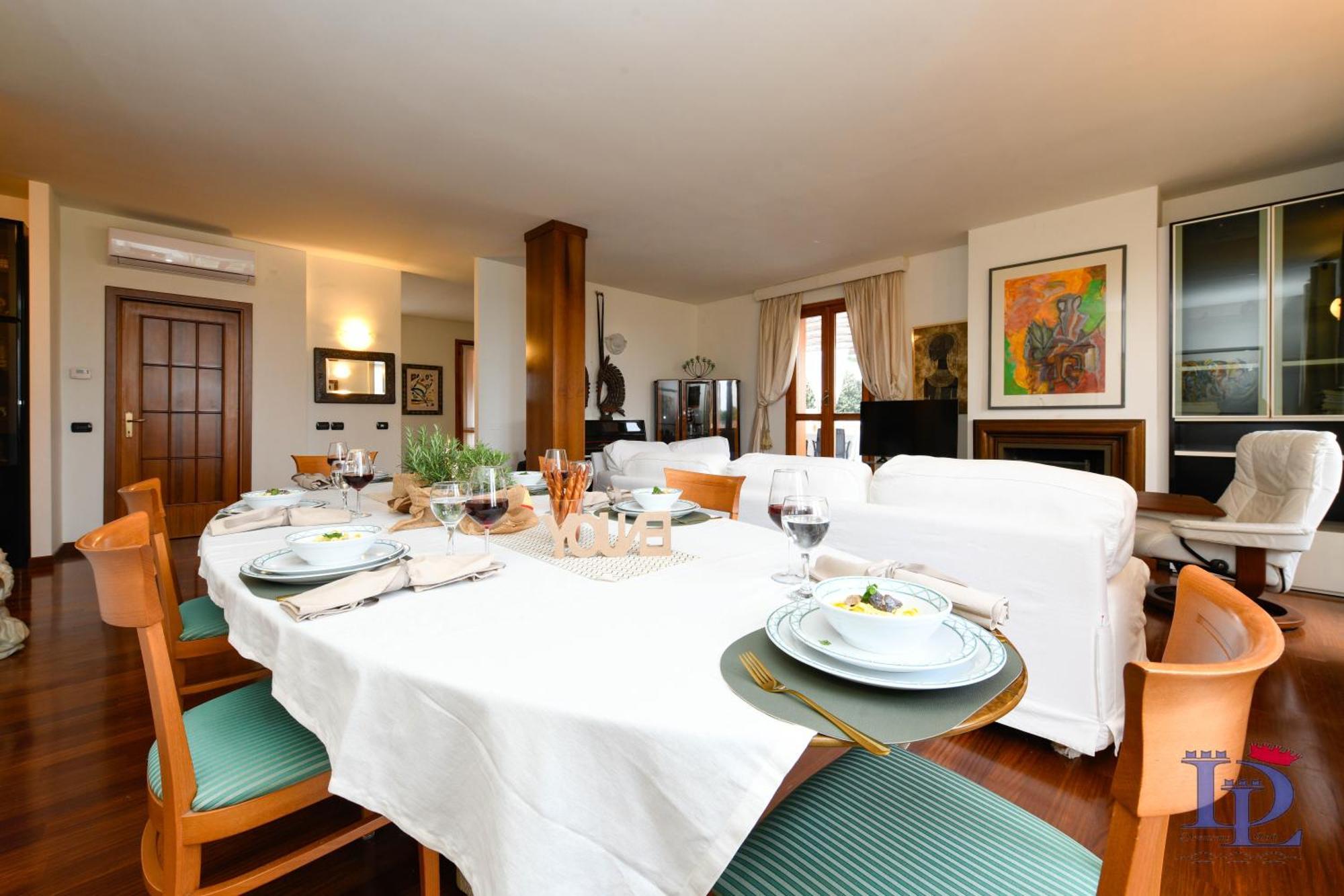 Desenzanoloft Official Partner Marriott Homes & Villas - Gardastar La Stella Del Lago 데센자노델가르다 외부 사진